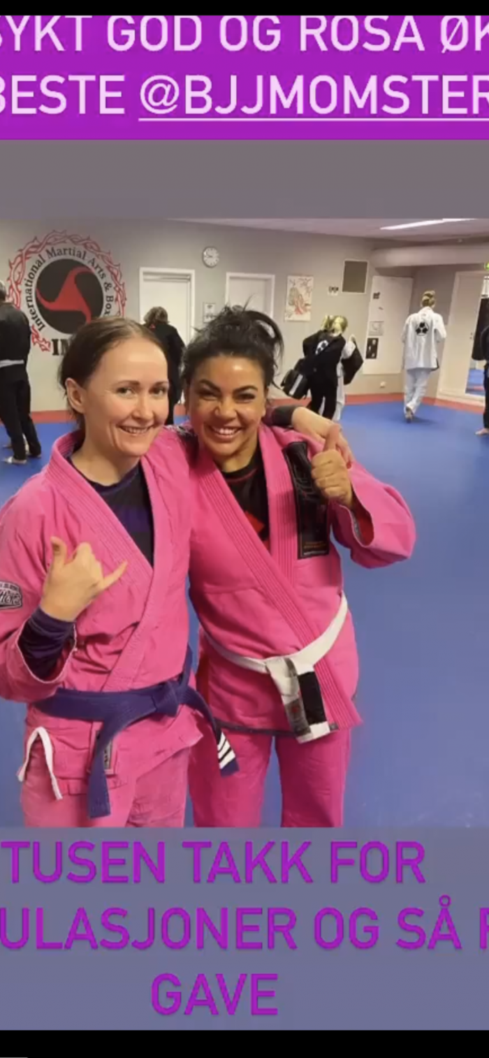 The pink girls