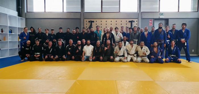 Mutual Training with Maaten Bauwens