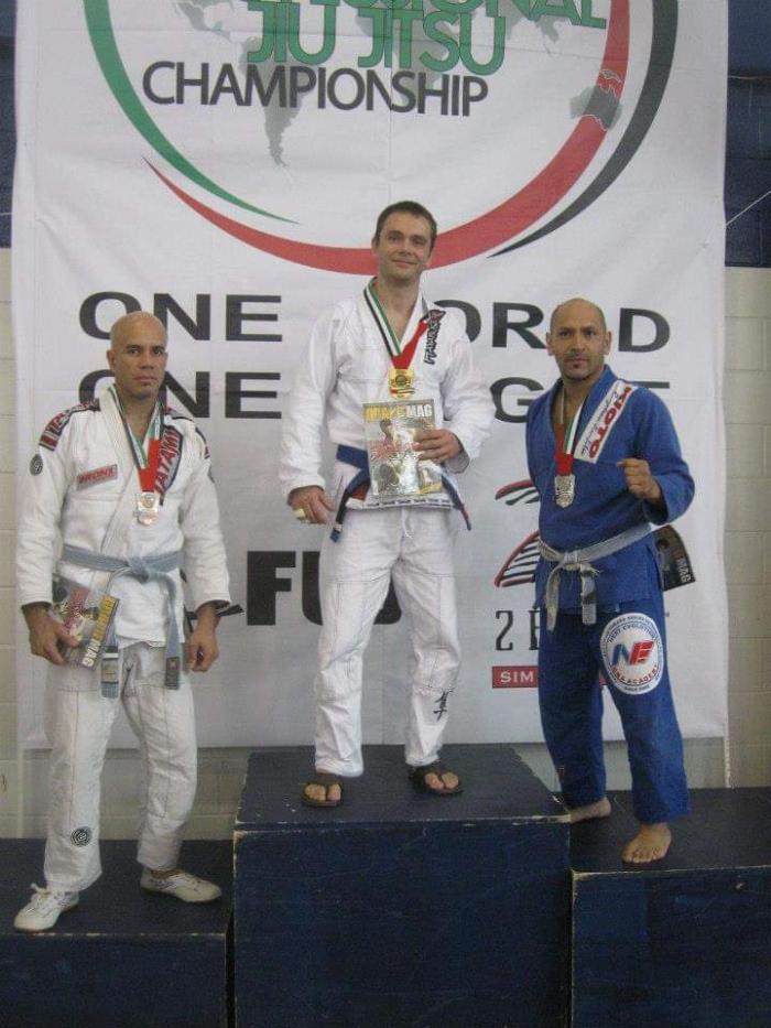 Blue belt · July 18, 2010 · Promoted by Eduardo santos Lotus.