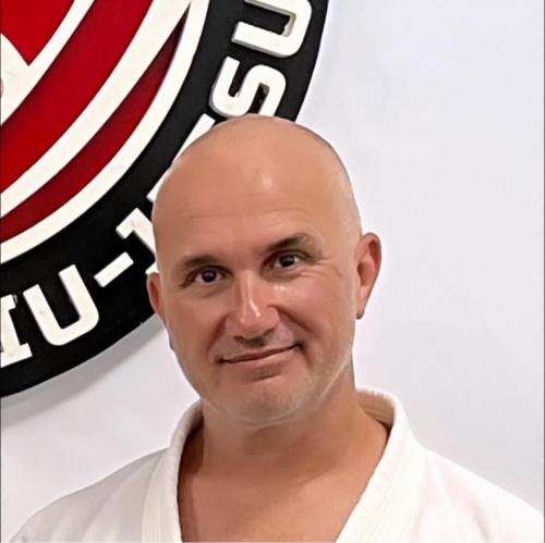 Neville Thomas