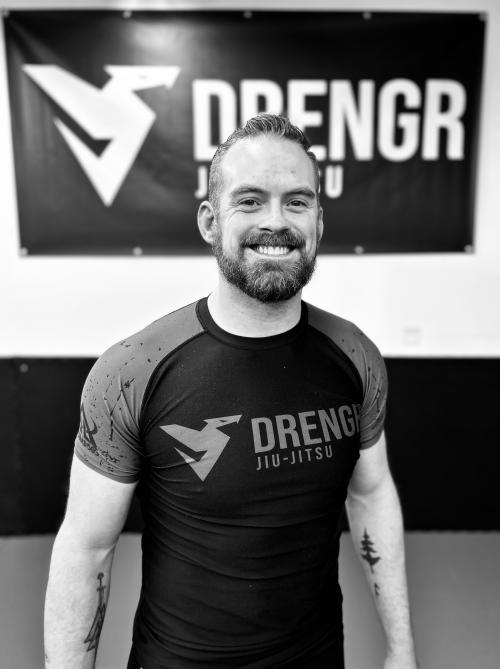 Dustin Hjelle