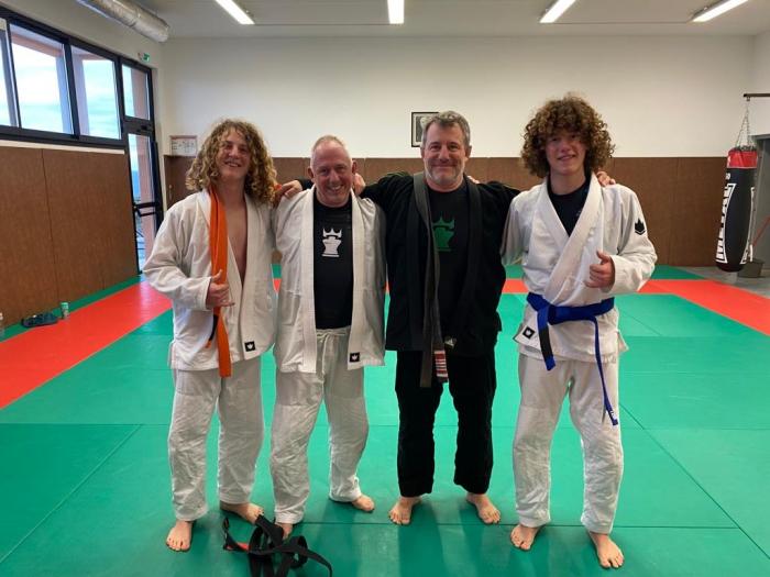 Blue belt · January 6, 2023 · Promoted by Simon Glynn