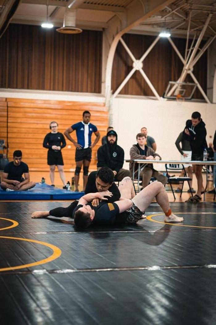 First tournament 4 months into training at 185 pounds going against 90% blue belts, went 1-1