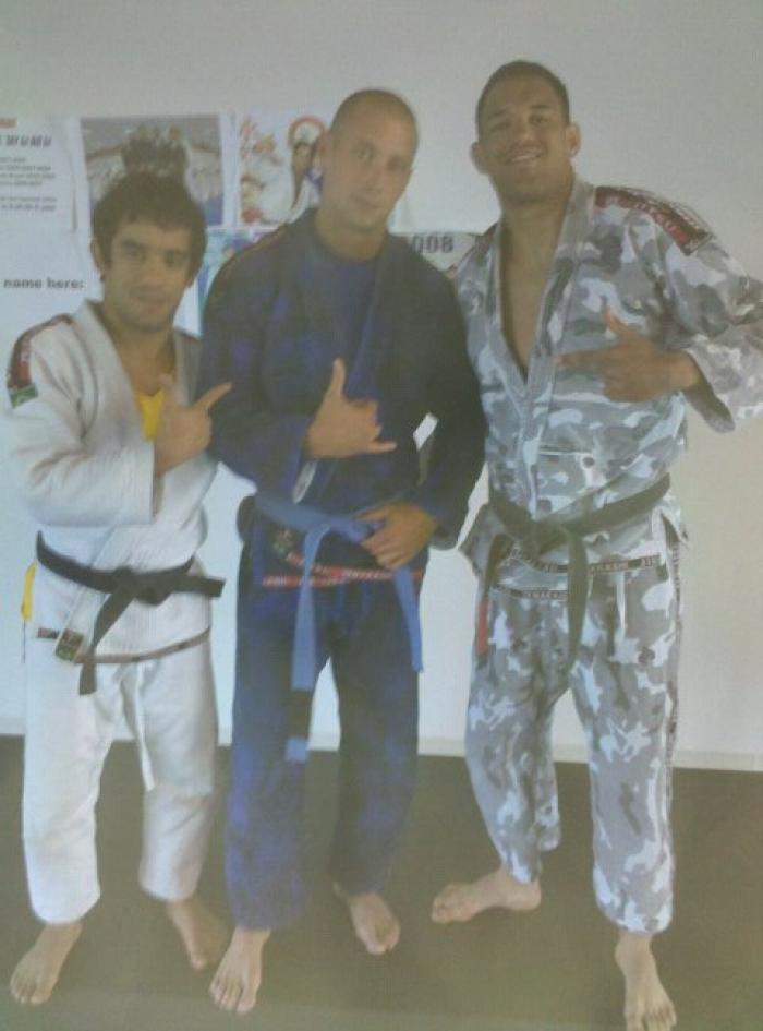 Blue belt · December 18, 2009 · Promoted by Roberto Nery