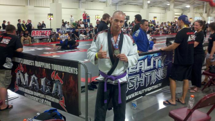 Purple belt · June 7, 2012 · Promoted by Roberto Nery