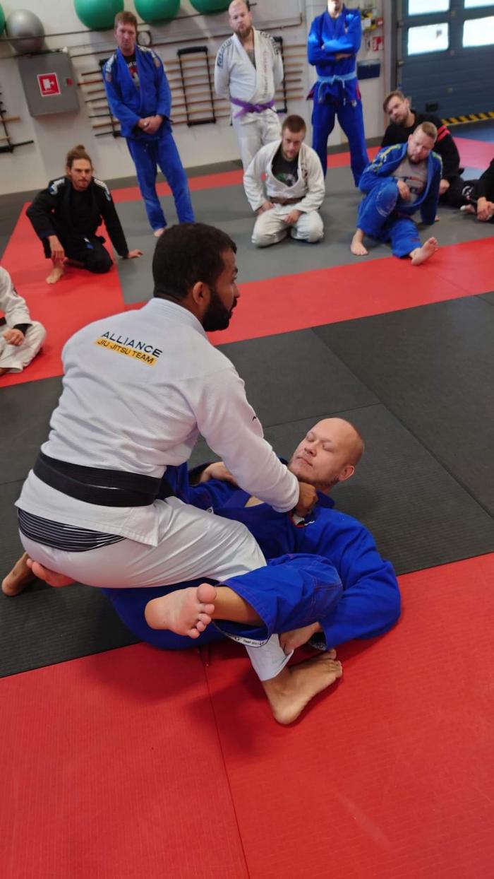 Bruno Malfacine seminar @Combat Society