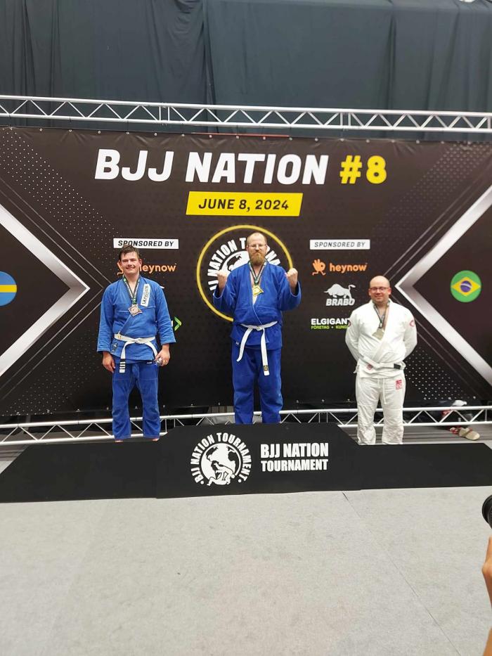 Podium Men Gi / White / Adult / +100,5 kg (Ultra heavy)