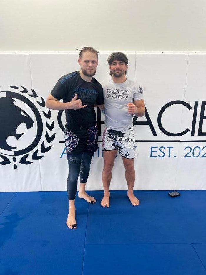 Garry fu**ing Tonon