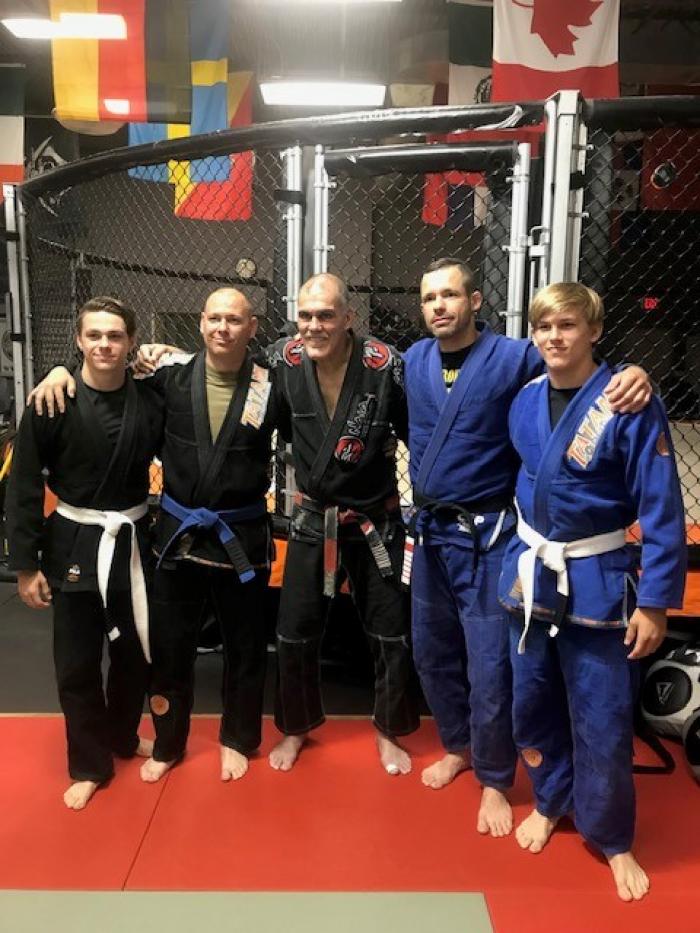 Blue belt · November 21, 2015 · Promoted by Mario Roberto