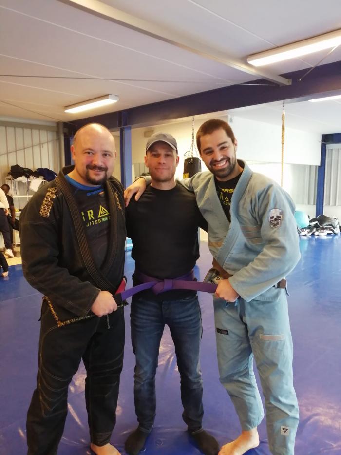purple belt (had a meniscus/LCL injury )