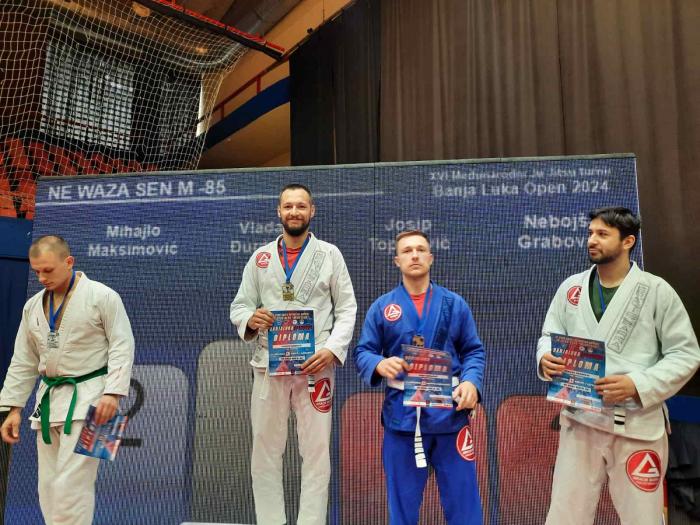 Won gold at Banjaluke Open in Newaza, middleweight division.