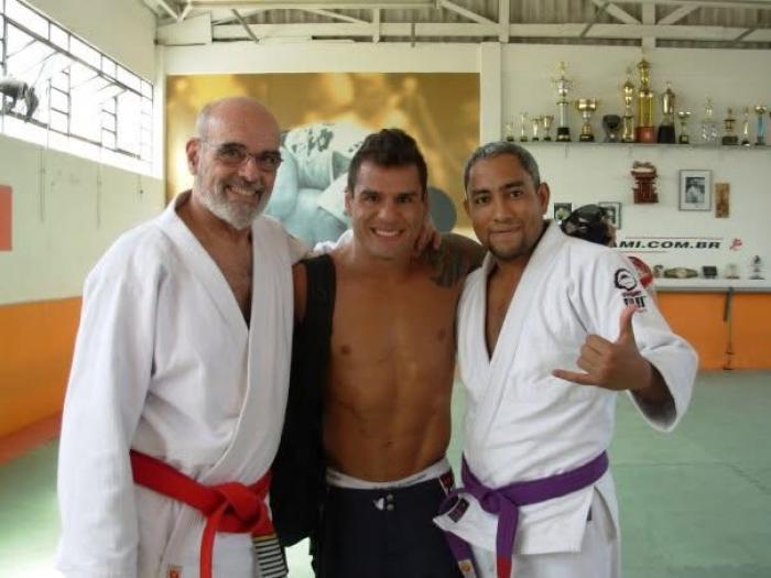Purple belt · November 17, 2005 · Promoted by Flavio Behring