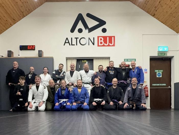Cut arm bar night jan 2025