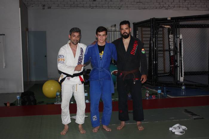 Blue belt · April 15, 2017 · Promoted by Luis Quiñones