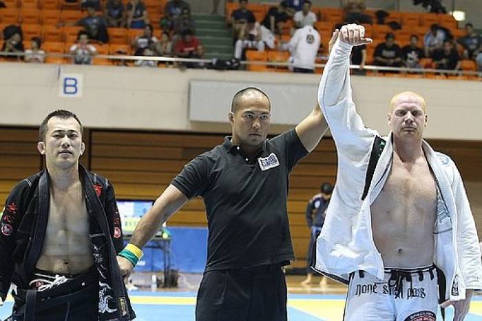 First round win in Japan black belt open