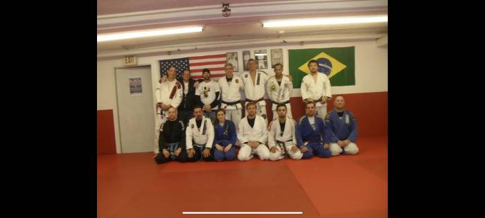 2010 photo at Marcio's gym, progenitor of the triangle in Brazil, Rolento sweep and others. A true legend. When i was Brown