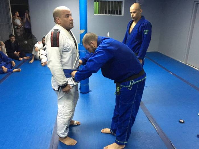 Grad blue belt