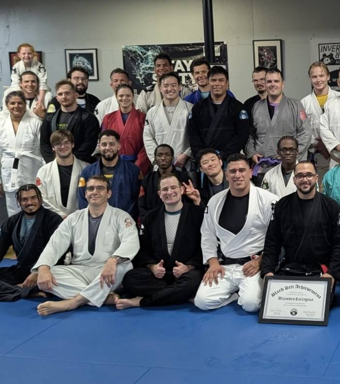 Some of the group shot from Alex’s black belt promotion ceremony 🤙🏻.