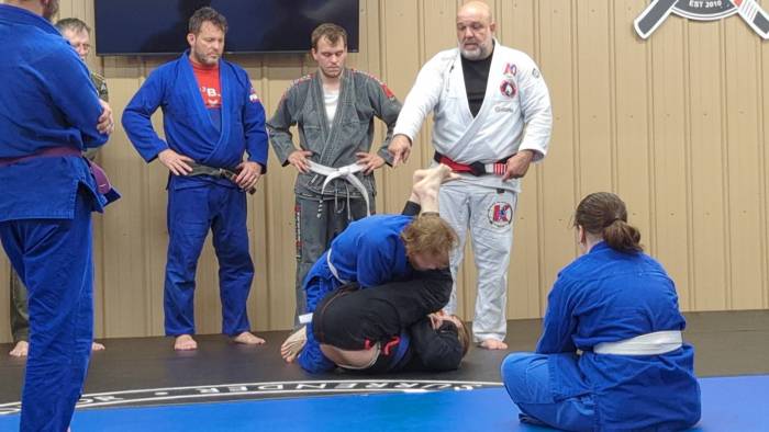 Armbar defense drills with Master Krauss Mansor