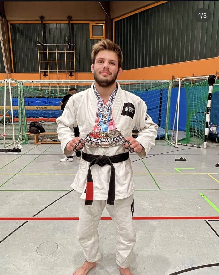 Black belt · January 14, 2023 · Promoted by David Rosmon