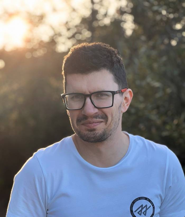 Aliaksandr Kobryn