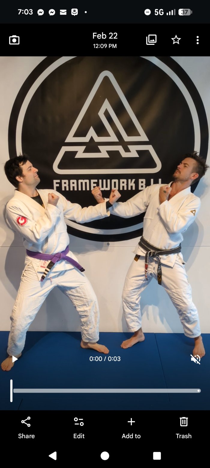 Chris Burns and I boxing at Cambridge!