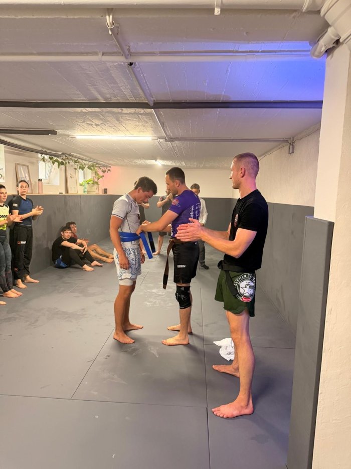 Blue belt · September 3, 2026 · Promoted by Dimitrij Tschodu
