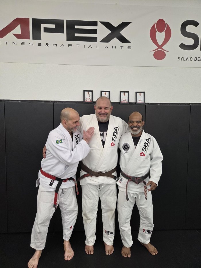 Brown belt · March 27, 2026 · Promoted by Rogério Oliveira Marshal