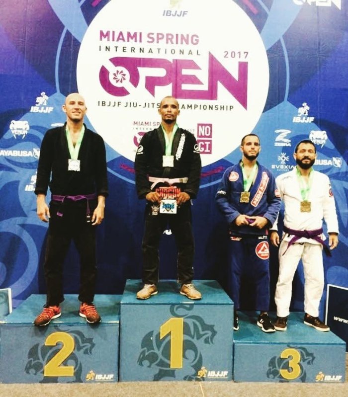 Purple belt · May 4, 2013 · Promoted by Romero Cavalvanti