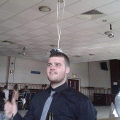 Lee Hughes