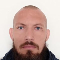 Claudio J Poliandri L