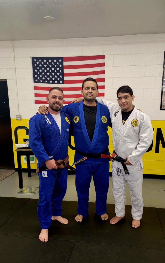 Me / Oscar Gomez / Alberto Romo